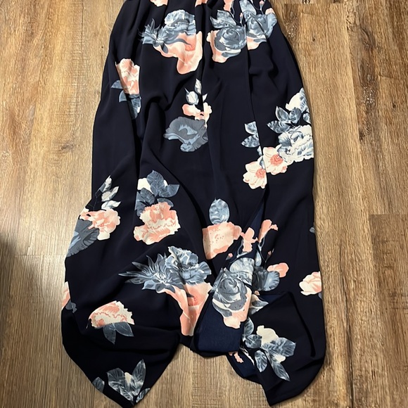 Maxi dress in size XS - Picture 4 of 8